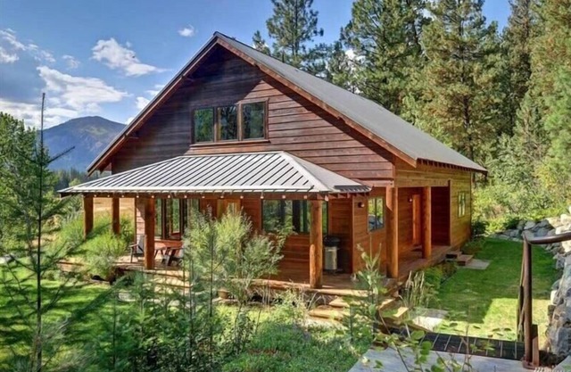 Chechaquo Ranch Cabin