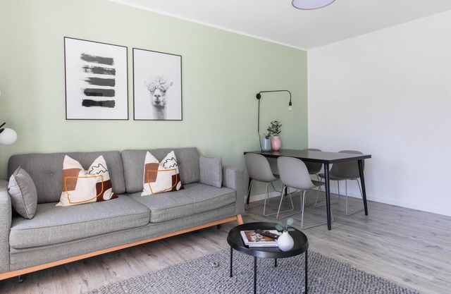Chemnitz Hartmannstr | One-Bedroom Suite + Balcony