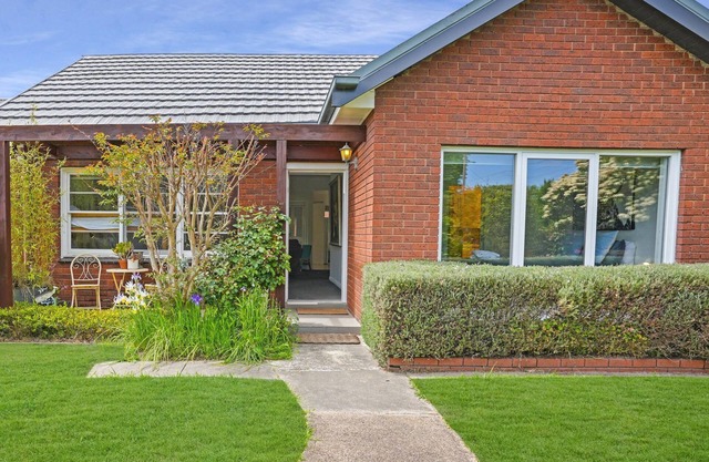 Chenery Retreat right in the heart of Mansfield, Victoria.