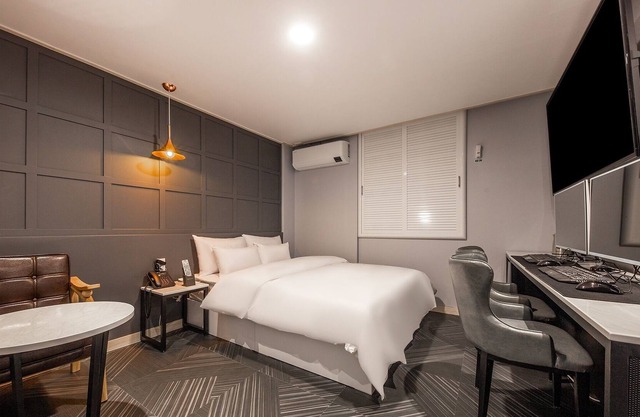 Cheonan Hotel Zam