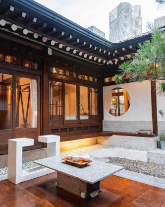 Cheongbaek house
