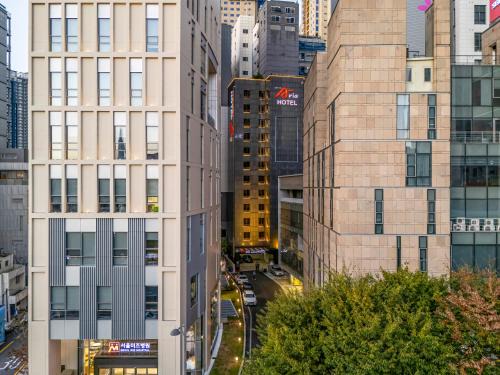 Cheonho Aria Hotel