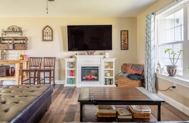 Cherry Cottage - 15mins to Hershey Park - Firepit