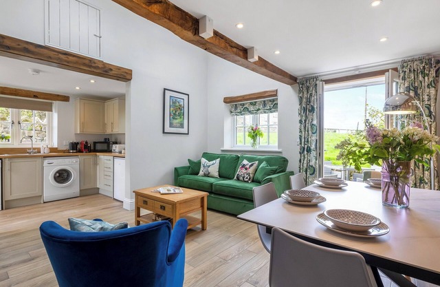 Cherry Cottage - UK46357