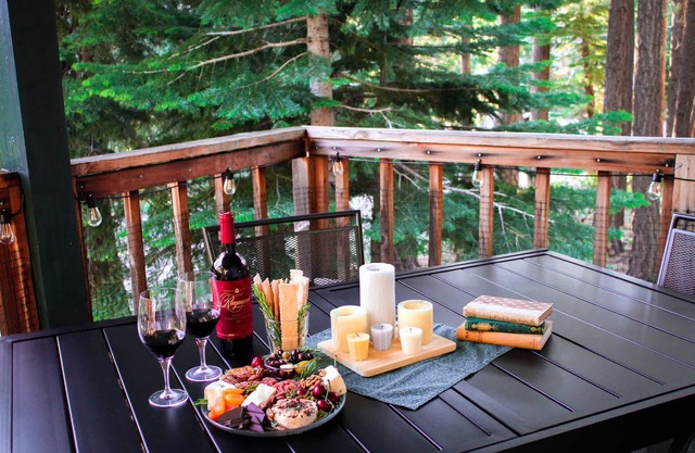 Cherry Hills Cabin - Sleeps 6, No Pets, Family Fun!