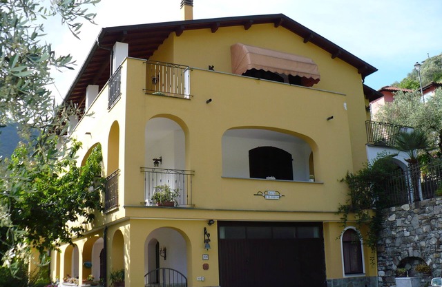 Cherry house 18 km from SANREMO .