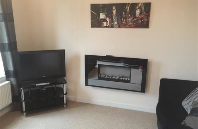 Chervil View – Private Single Bedroom with shared facilities