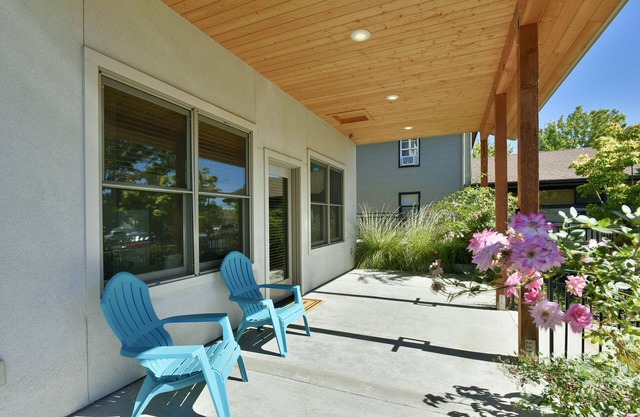 Chestnut Garden Flat
