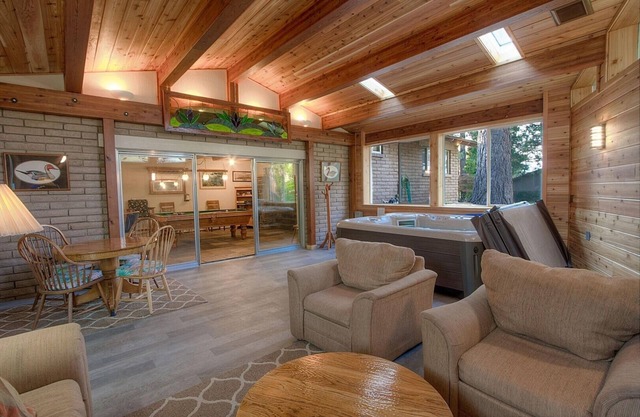 Cheyenne Chalet 4 Bedroom Home by RedAwning