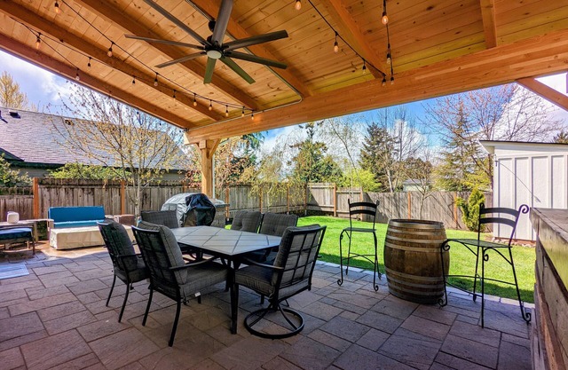 Chez Pinot Vino! A Great 3 bed/2.5 bath Family Home - Pet Friendly