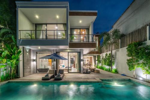 Chiama Sun - Berawa Best-Kept Secret - Luxury 4BR Villa with Pool, BBQ - Fast Wi-Fi