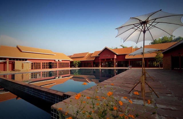 Chiangmai Royal Creek Hotel