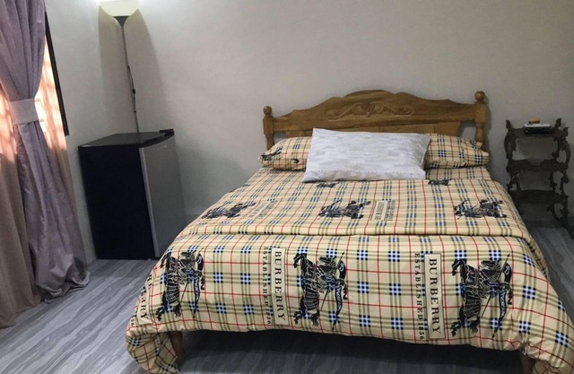 Chic 1-bedroom apartment in awesome Angeles City with WiFi, AC