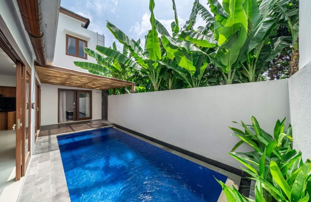 Chic 3-bedroom villa with WiFi, AC in charming Bali