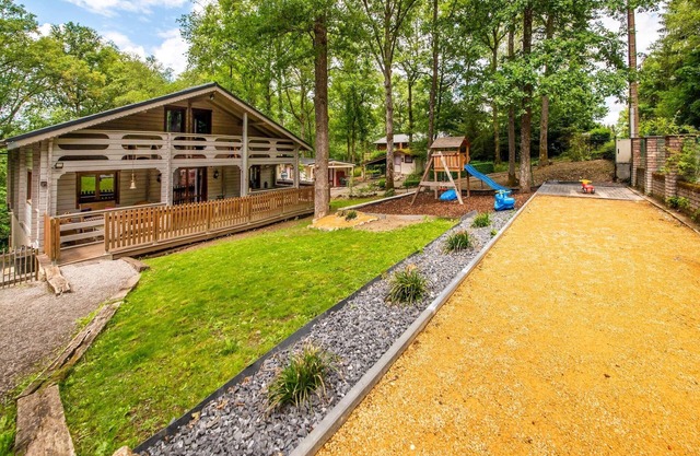 Chic chalet with wellness