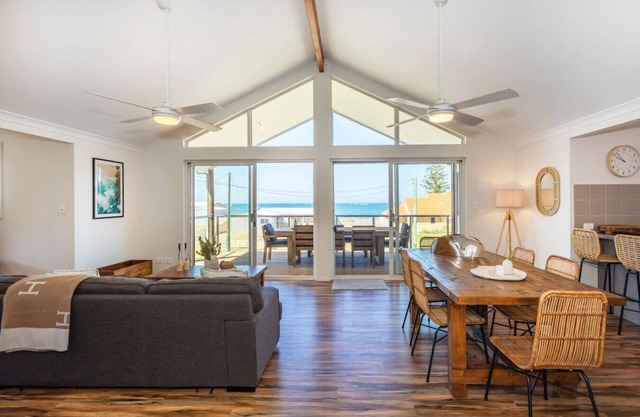 Chic coastal holiday home