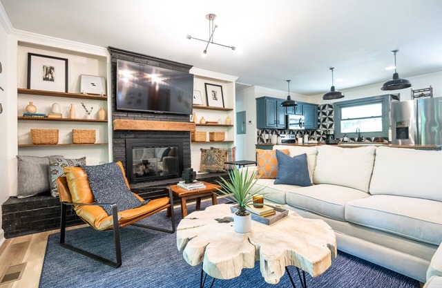 Chic Cricket Cottage | 3 Bed, 2 Bath