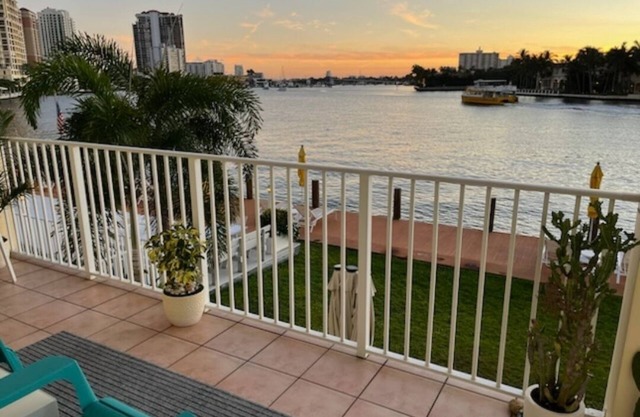 Chic Fort Lauderdale Beach Hideaway, Breathtaking Waterfront Views, 5☆ Stay