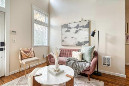 Chic Loft Retreat in the Heart of NW Portland