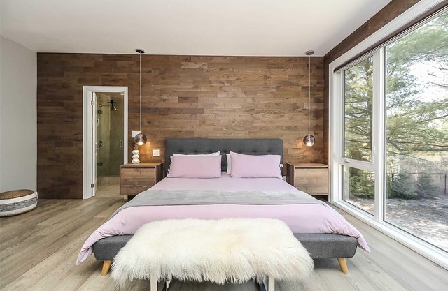 Chic & luxurious villa with outdoor sauna - Steps away from the beach!