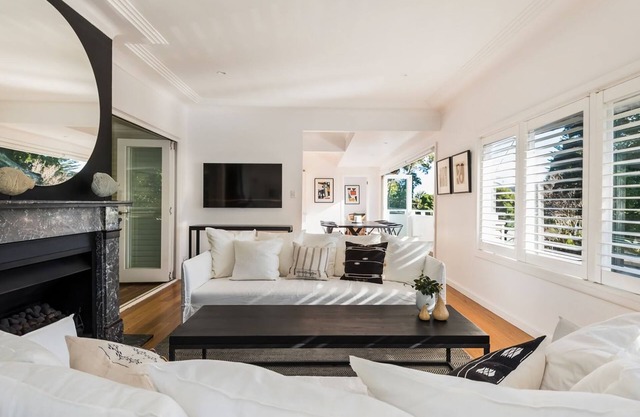 Chic Palm Beach Holiday Home