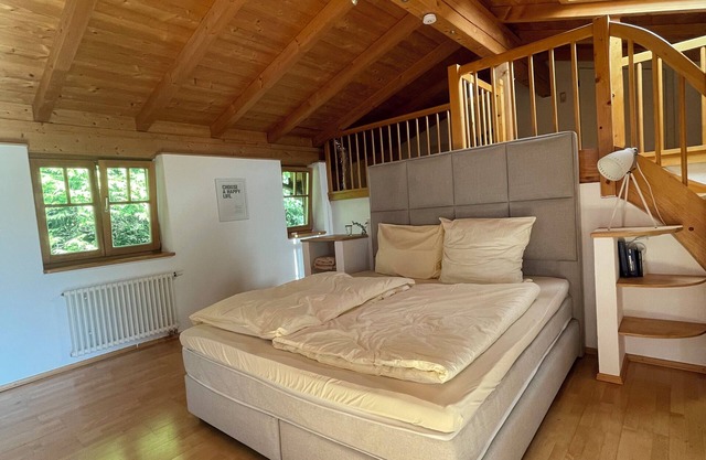 Chic, quietly located vacation apartment in Amerang