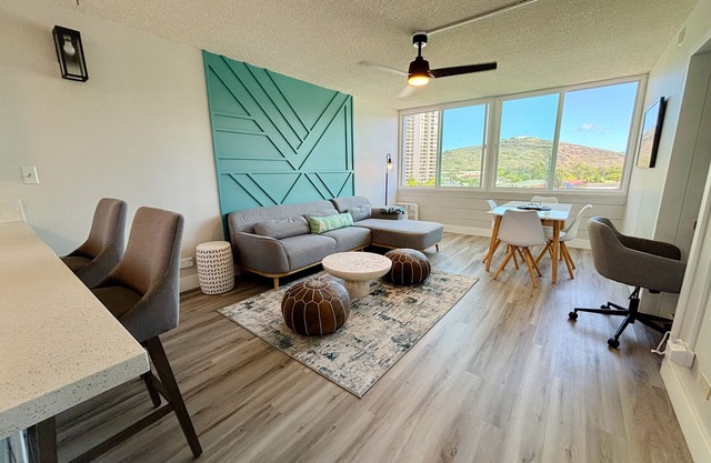 Chic Salt Lake 2-Bedroom at Fairway Gardens | Pool