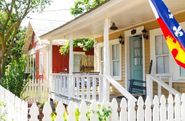 Chic Studio Retreat in the Heart of Lafayette!