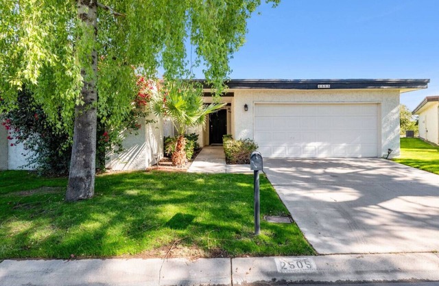 Chic Sunset Home in Scottsdale!