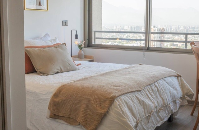 Chic Urban Retreat Near Trendy Barrio Italia