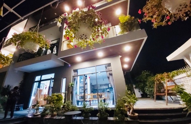 ChiChi House