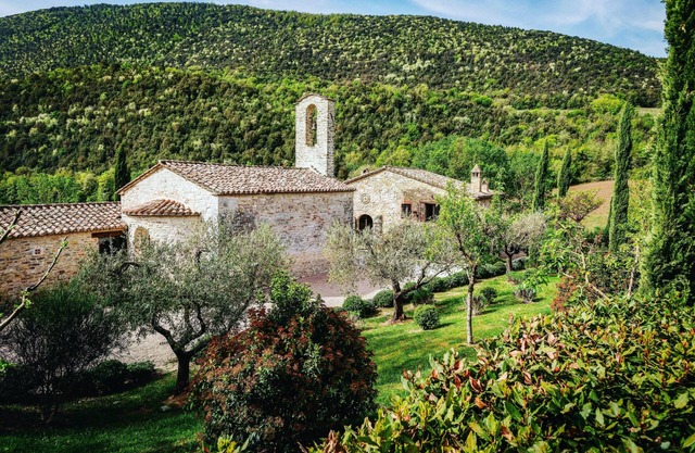 Chiesa Del Carmine - Luxury Umbrian Villa In Stunning Countryside, Sleeping 14
