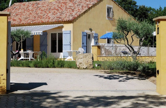Child friendly villa with private pool and large garden near lac Sainte Croix