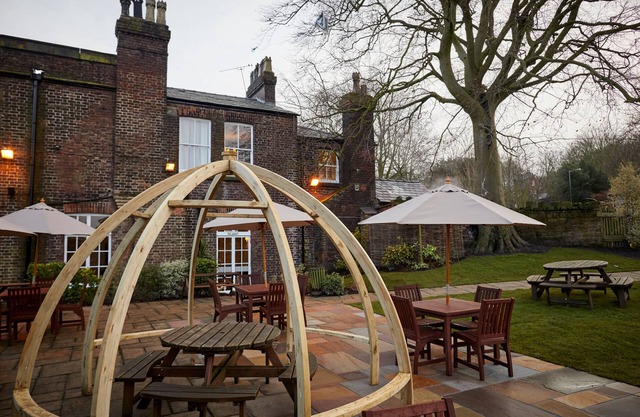 Childwall Abbey, by Marstons Inns
