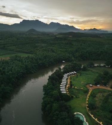 Chong khaep aingkwai resort Saiyok