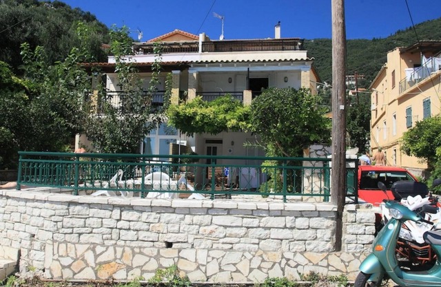 Chrissa in Katavolos