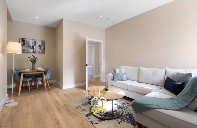 Church Street Residence - SJA Stays - Modern 3 Bed