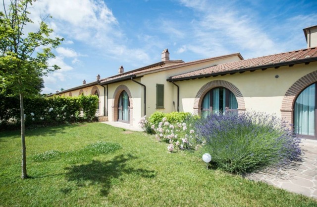Cignella Villa Limone in Resort with pool