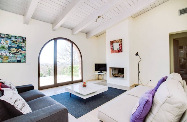 Cignella Villa Rosmarino in Resort with pool