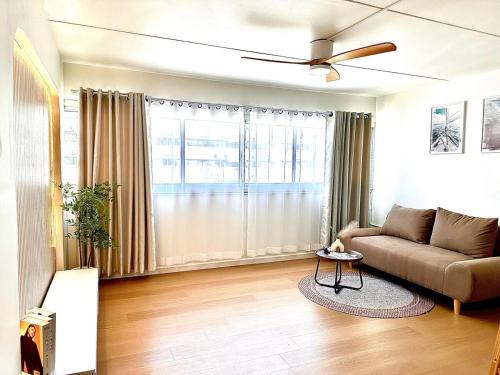 CinCin Popular Condo