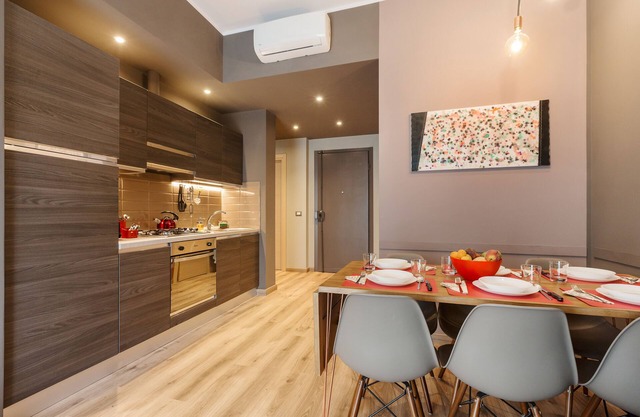 Cinque Terre Square 2 bedrooms & 2 bathrooms