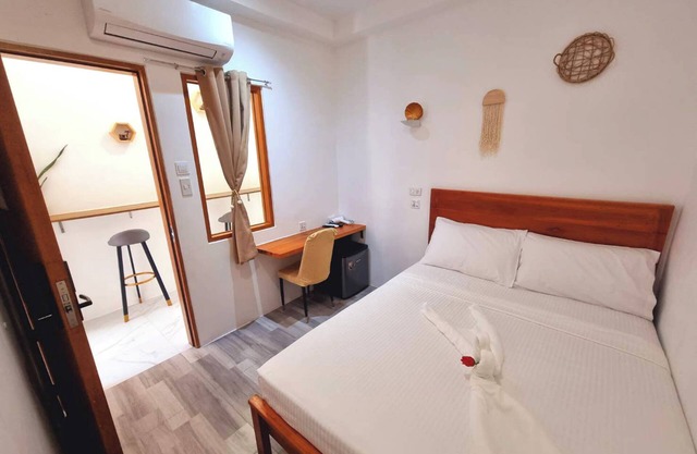 CiNta Hotel - Double Room without Balcony