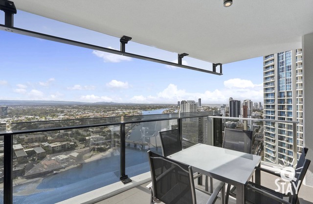 Circle on Cavill – 1 Bed + Study Hinterland Views
