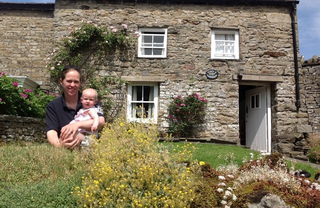 Cissy's Cottage A Cosy 18th Century Stone Built cottage, Nestled Under The Fell