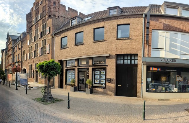 City apartment directly on the market
