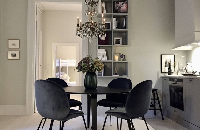 City Apartment in Copenhagen with 2 bedrooms sleeps 4