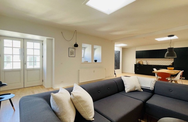 City Apartment in Copenhagen with 3 bedrooms sleeps 6