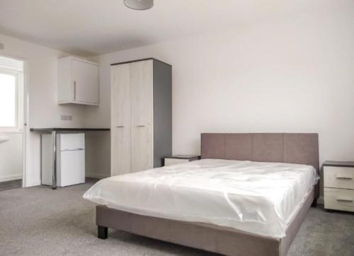 City breaks Corby Double ensuites with tv