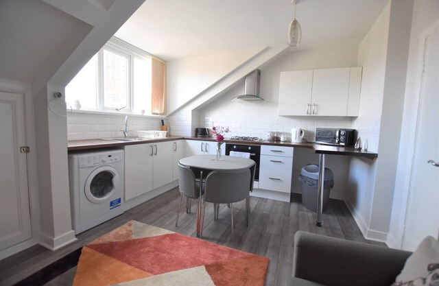 City Centre Loft Apartment. Free parking