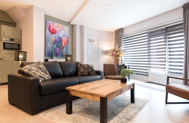 City Centre Relaxed Apartment "Tulip"